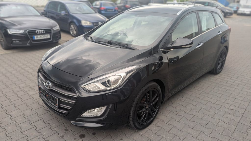 Hyundai i30 171.793 km 8.490 &euro; Bamberg 96052