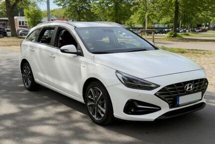 Hyundai i30 23.116 km 19.499 &euro; Duisburg 47055