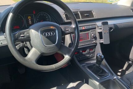 Audi A4 242.500 km 3.950 &euro; Adenbüttel 38528