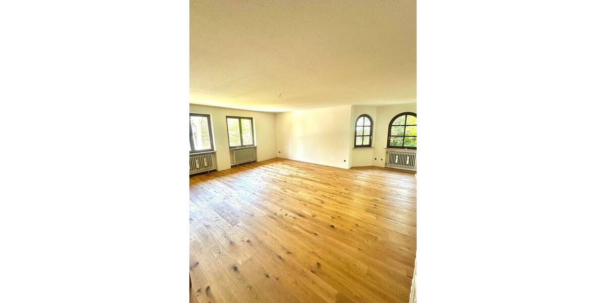 Einfamilienhaus Coburg - 7 Zimmer, 200 m&sup2;, 695.000&euro; | Angebot:26331145