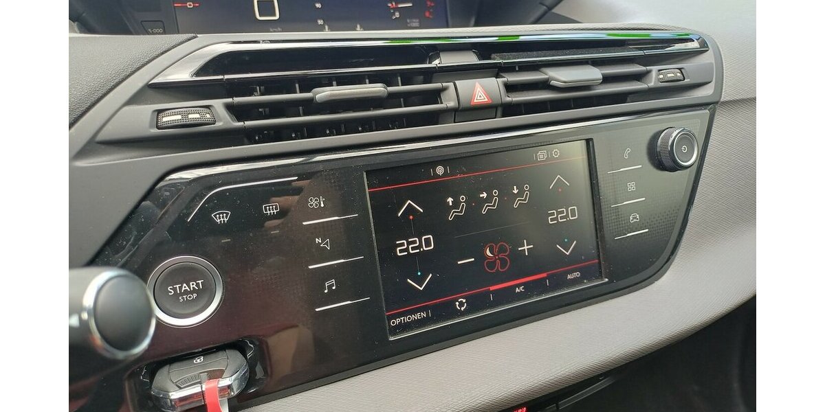 Citroen C4 SpaceTourer 1.2 PureTech Live 54.000 km 16.995 € Meißen 01662