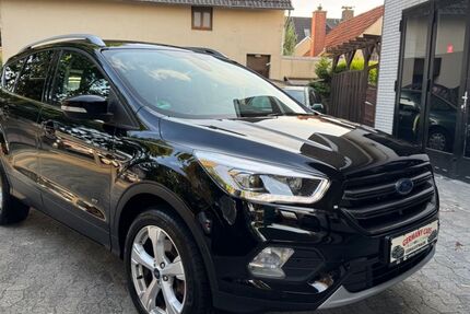 Ford Kuga 152.900 km 13.990 € Delmenhorst 27753