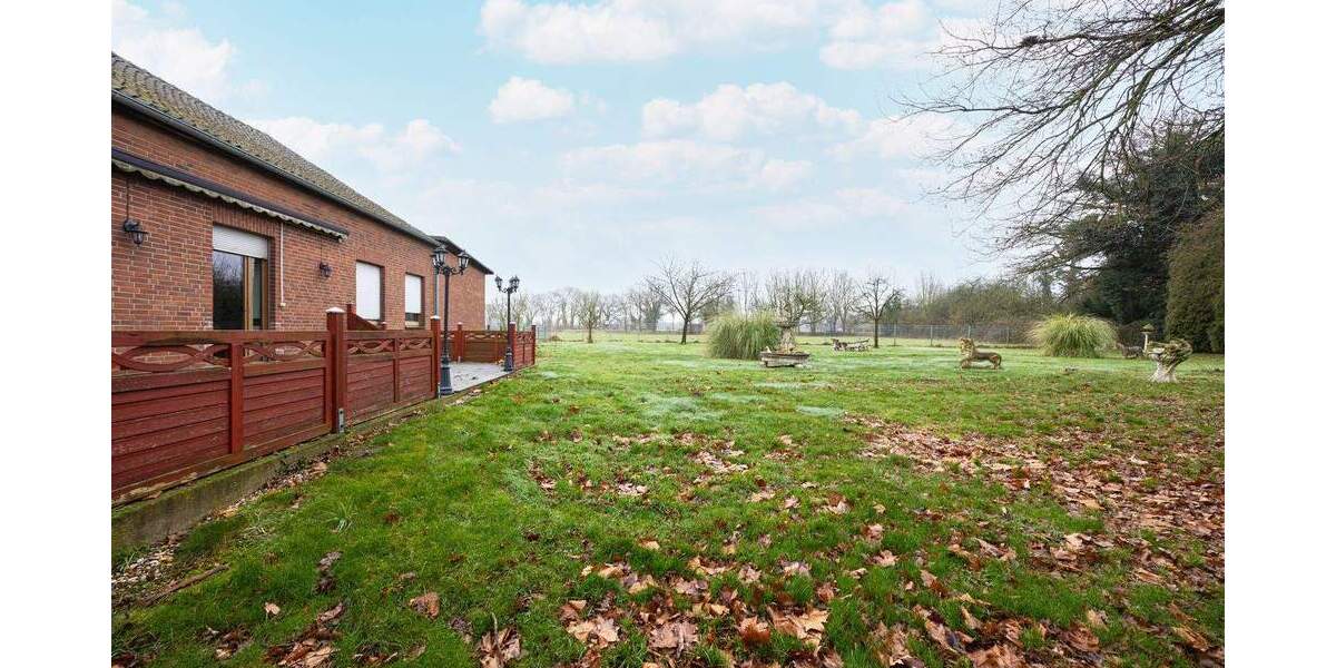 Mehrfamilienhaus, Wohnhaus Moers Kapellen-Mitte - 1 Zimmer, 220 m&sup2;, 699.000&euro; | Angebot:21701253