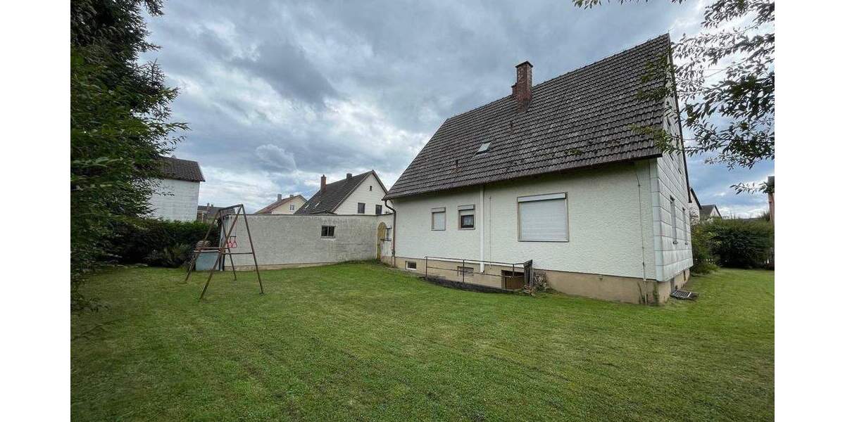 Einfamilienhaus mit 170 m² WohnNutzfläche auf 755 m² Grundstück in Altmühldorf 5 zimmer