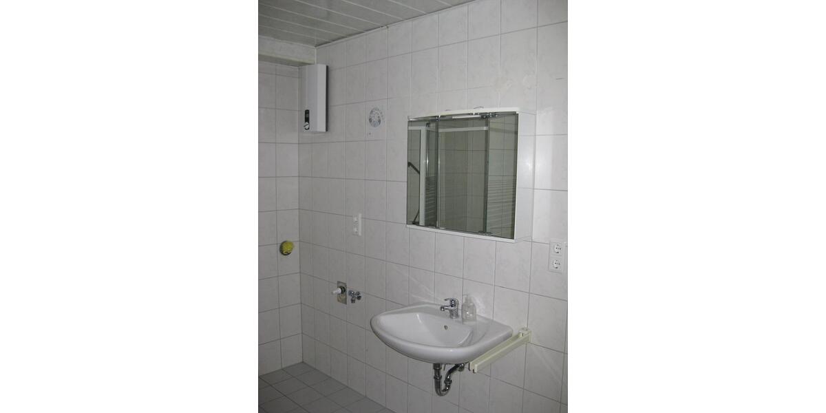 Etagenwohnung Mülheim-Kärlich Kärlich - 2 Zimmer, 75 m&sup2;, 600&euro; | Angebot:25339428