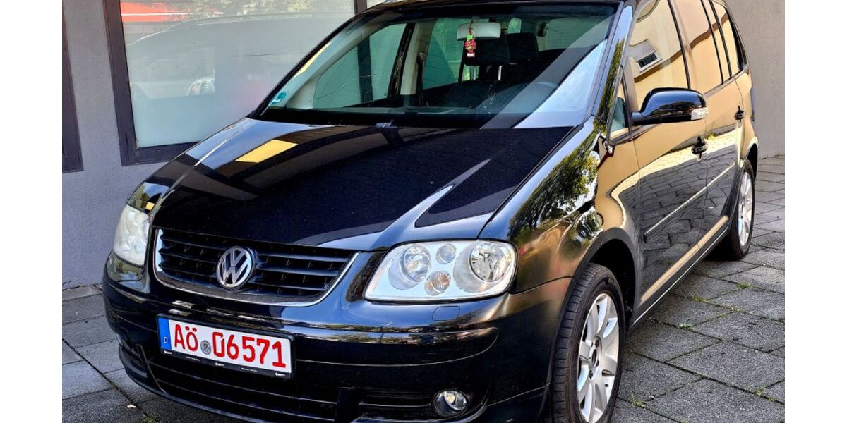 VW Touran 265.000 km 2.000 &euro; Garching an der Alz 84518