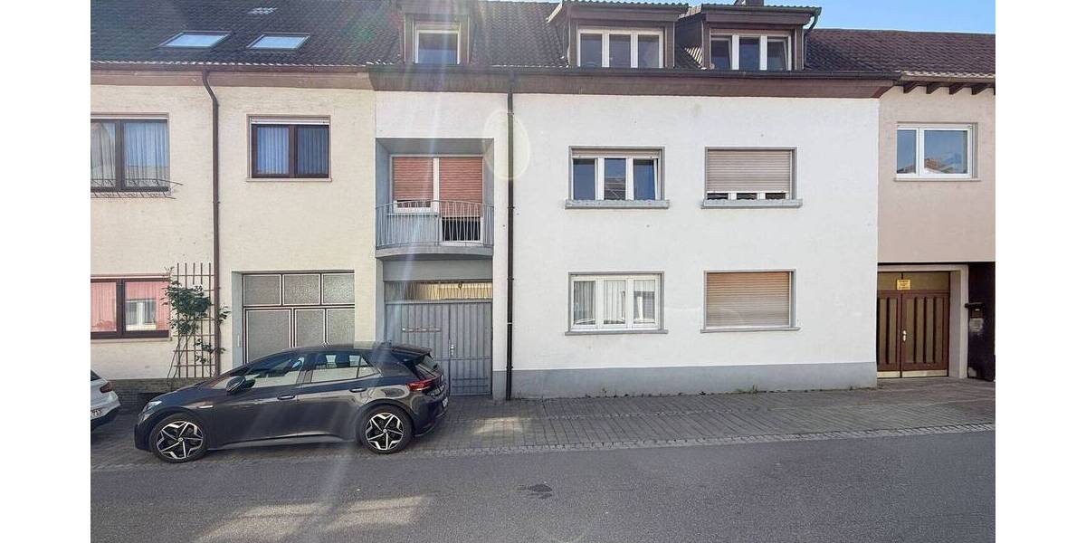 Etagenwohnung Hockenheim - 3 Zimmer, 74 m&sup2;, 235.000&euro; | Angebot:26683975