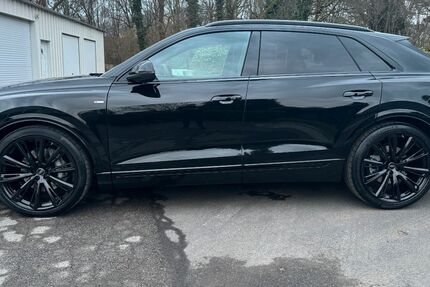Audi Q8 14.900 km 111.265 &euro; Langenfeld 40764
