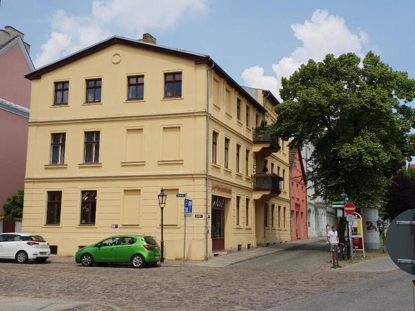 Kleine Gewerbeeinheit Dominsel zimmer