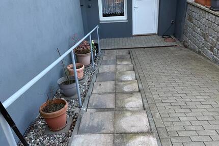 Wohnung Grimmen - 2 Zimmer, 75 m&sup2;, 550&euro; | Angebot:26226483