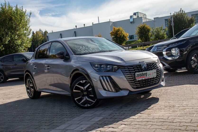 Peugeot 208 22.715 km 22.900 € Mönchweiler 78087
