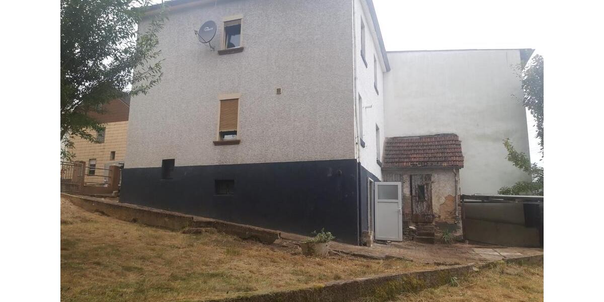 Einfamilienhaus Völklingen - 7 Zimmer, 120 m&sup2;, 85.000&euro; | Angebot:27135159