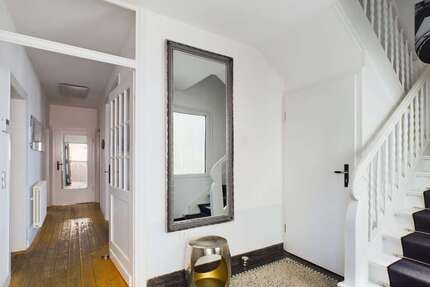 Haus zum Kaufen in Vallendar 1.300.000 € 237.75 m² 9 zimmer