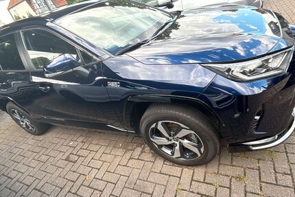 Toyota RAV 4 45.500 km 35.460 € Freudenberg 92272