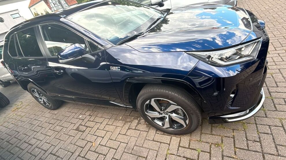 Toyota RAV 4 45.500 km 35.460 € Freudenberg 92272