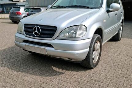 Mercedes ML 320