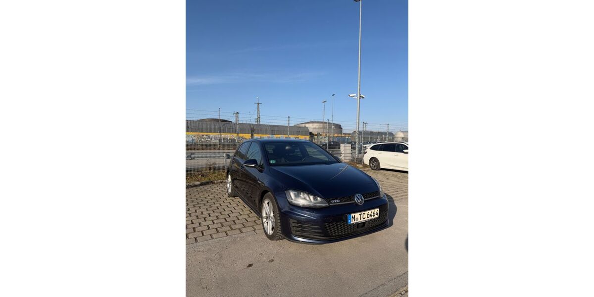 VW Golf 184.000 km 14.400 &euro; München 80809