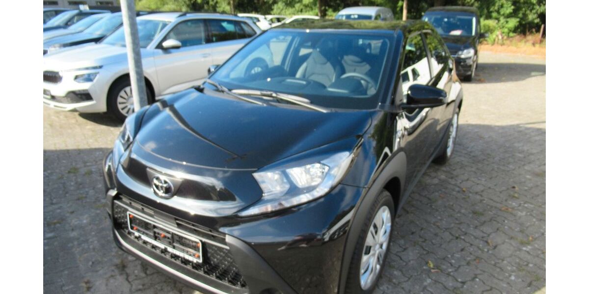 Toyota Aygo (X) 1.500 km 15.250 &euro; Rotenburg (Wümme) 27356