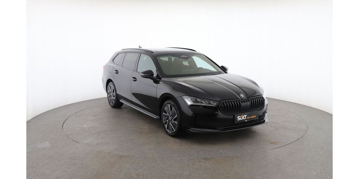 Skoda Superb 30.679 km 43.220 &euro; Garching 85748