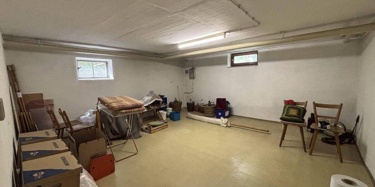 Mehrfamilienhaus, Wohnhaus Pfreimd - 7 Zimmer, 200 m&sup2;, 398.000&euro; | Angebot:25731600