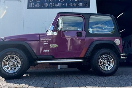 Jeep Wrangler 183.121 km 12.921 € Delmenhorst 27755