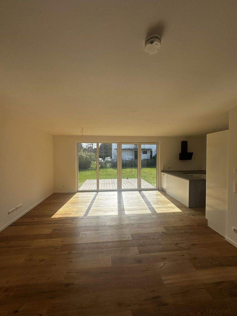 Wohnen mit Stil im Volksdorfer Weg - Charmante Gartenwohnung im Landhausstil 4 zimmer