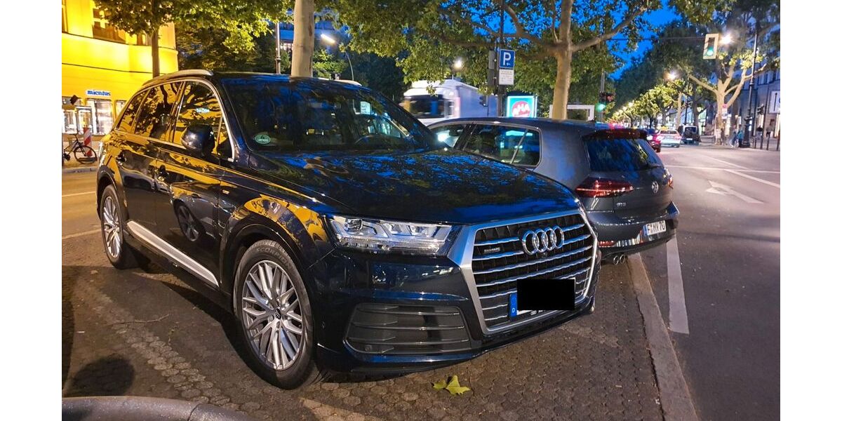 Audi Q7 123.000 km 31.700 &euro; Berlin 10707
