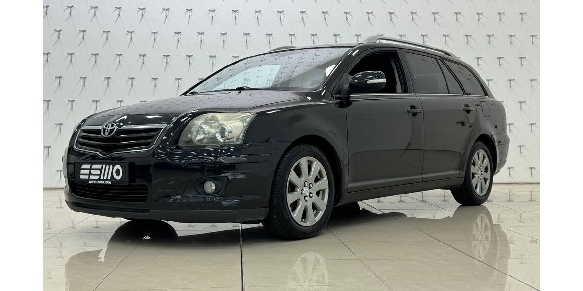 Toyota Avensis 280.800 km 2.450 &euro; Oberhausen 46149