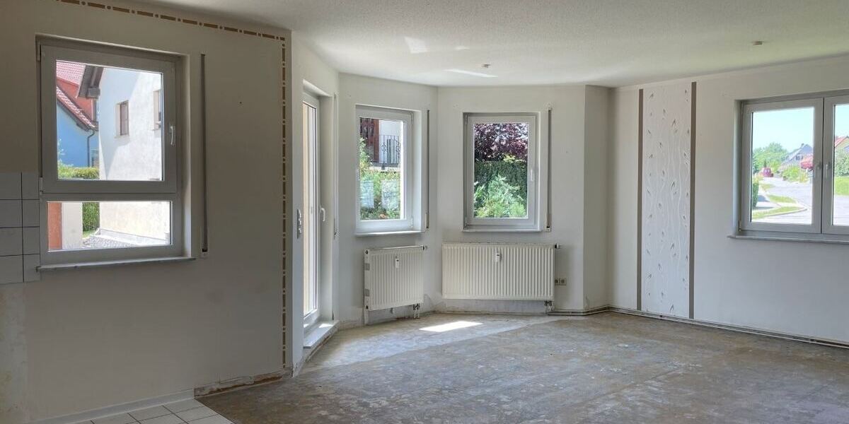 Für Eigennutzer - ruhige Traum-Wohnung mit großem Balkon zur individuellen Gestaltung! - Etagenwohnung Thermalbad Wiesenbad Schönfeld | Angebot:25918346