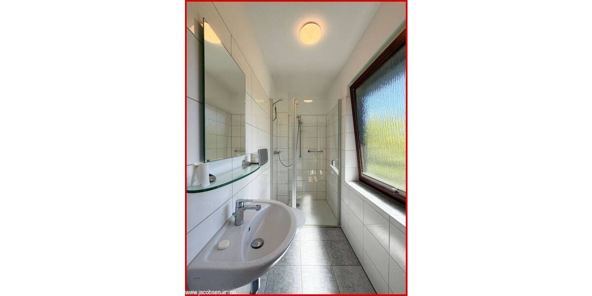 Bungalow Fahrdorf - 3 Zimmer, 130 m&sup2;, 1.650&euro; | Angebot:26799093