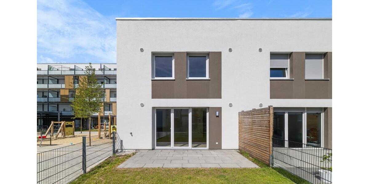 Erstbezug: Reiheneckhaus mit EBK, Garten, Dachterrasse und optimaler Anbindung in A-Kriegshaber 6 zimmer