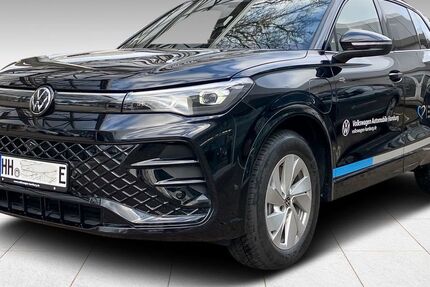 VW Tiguan 22.750 km 47.555 &euro; Hamburg 22761