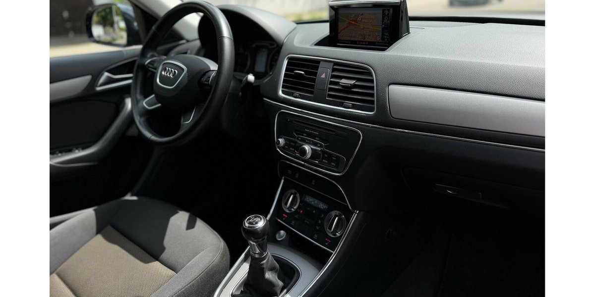 Audi Q3 2.0 TDI Xenon Navi Tempomat 132.000 km 12.490 &euro; Neckarsulm 74172