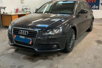 Audi A4 102.612 km 9.999 &euro; Taucha 04425