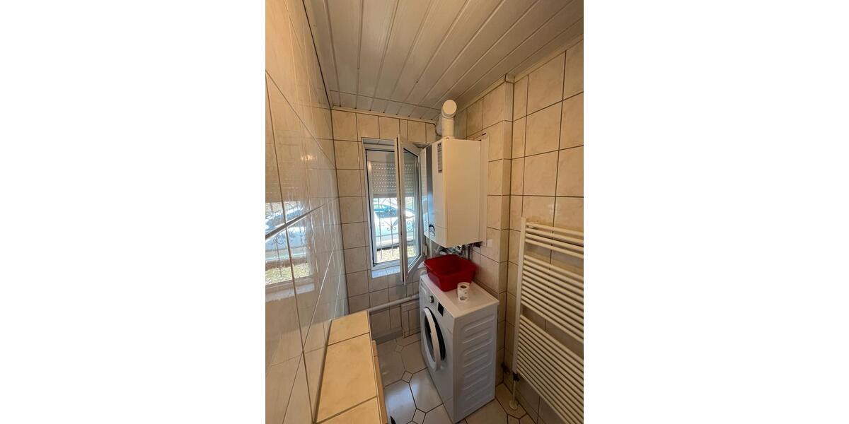 Bungalow Neuhaus am Rennweg - 3 Zimmer, 1.500&euro; | Angebot:23384852