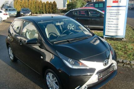 Toyota Aygo (X) 66.838 km 8.900 &euro; Willstätt 77731