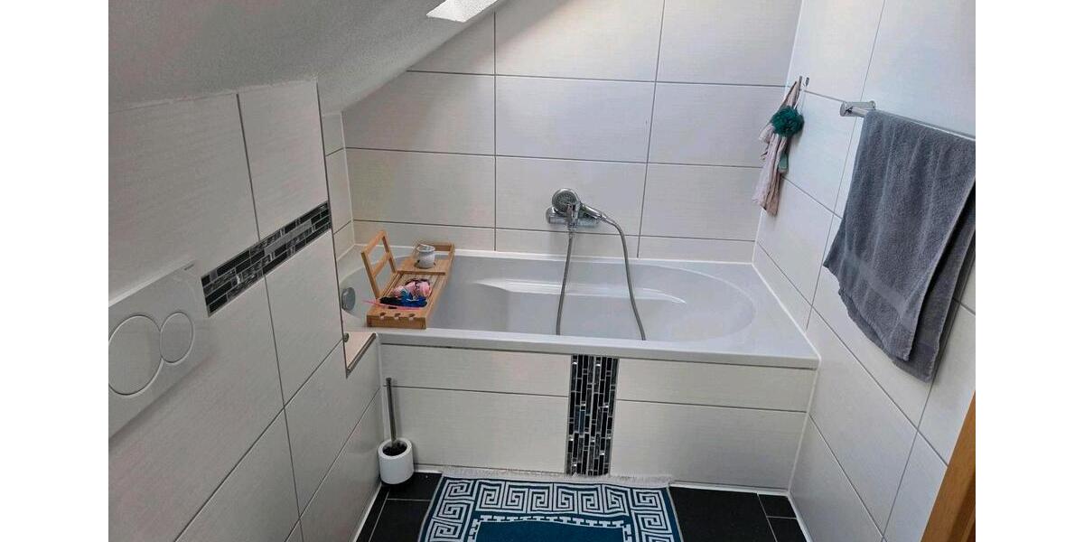 Doppelhaushälfte Villingen-Schwenningen Schwenningen - 8 Zimmer, 164 m&sup2;, 415.000&euro; | Angebot:26374778