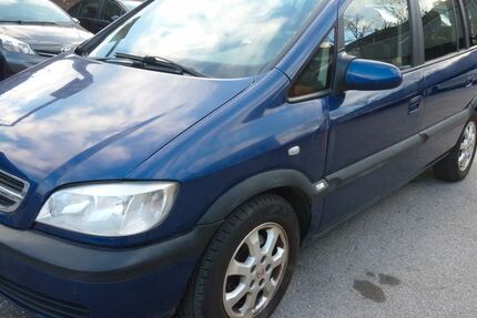 Opel Zafira 221.000 km 999 &euro; Essen 45144