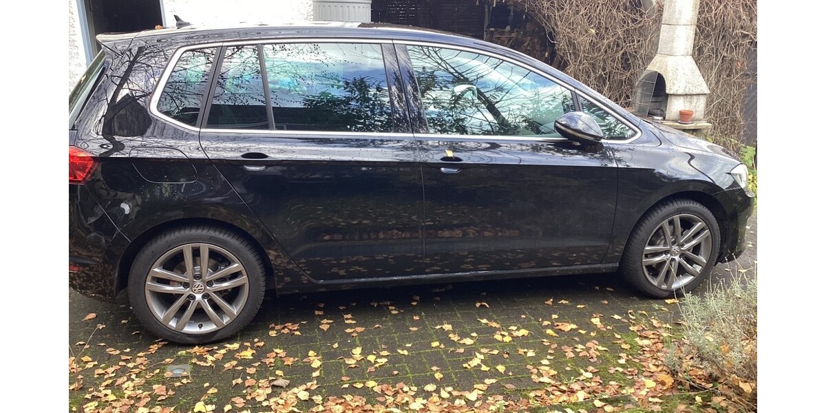 VW Golf Sportsvan 49.000 km 14.000 € Kürten 51515