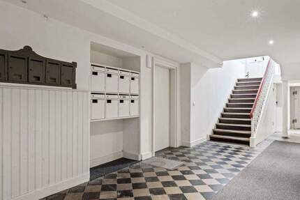 Kernsanierte Altbauwohnung inmitten der Innenstadt 2 zimmer