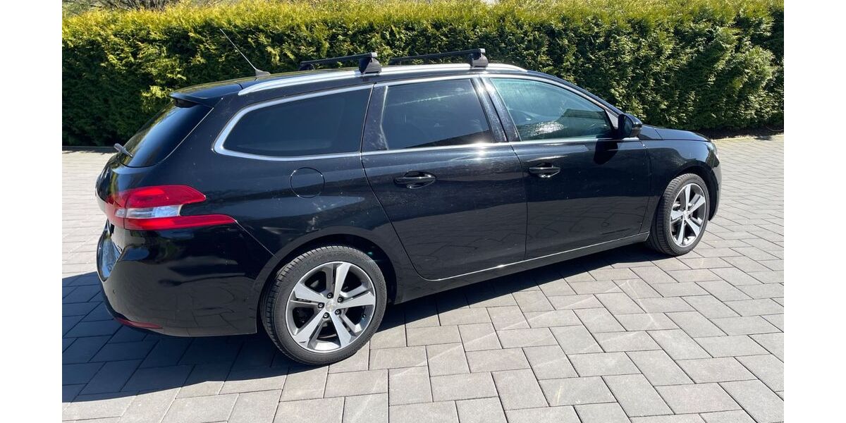 Peugeot 308 183.000 km 6.200 &euro; Meinerzhagen 58540