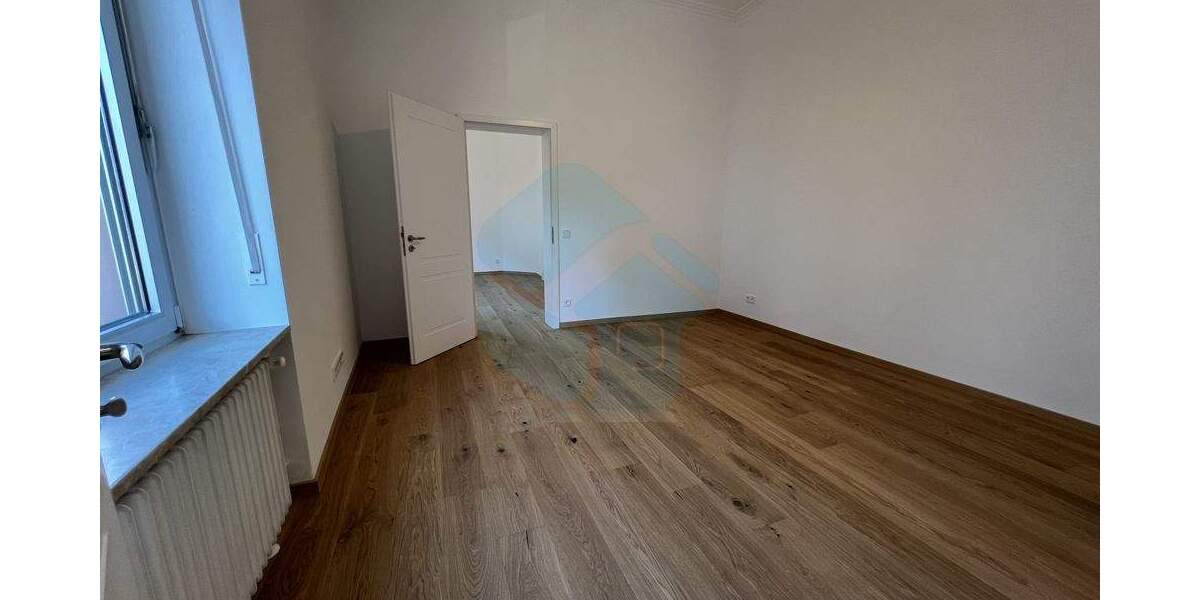 Etagenwohnung Frankfurt Sachsenhausen - 5 Zimmer, 160 m&sup2;, 3.000&euro; | Angebot:25564516