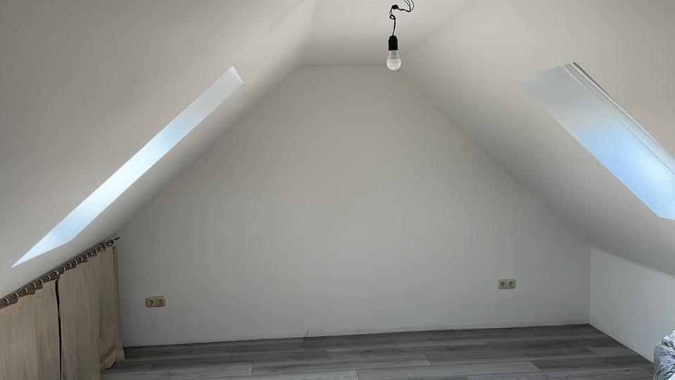 Dachgeschoßwohnung Burglengenfeld - 4.5 Zimmer, 91 m&sup2;, 285.000&euro; | Angebot:25965819