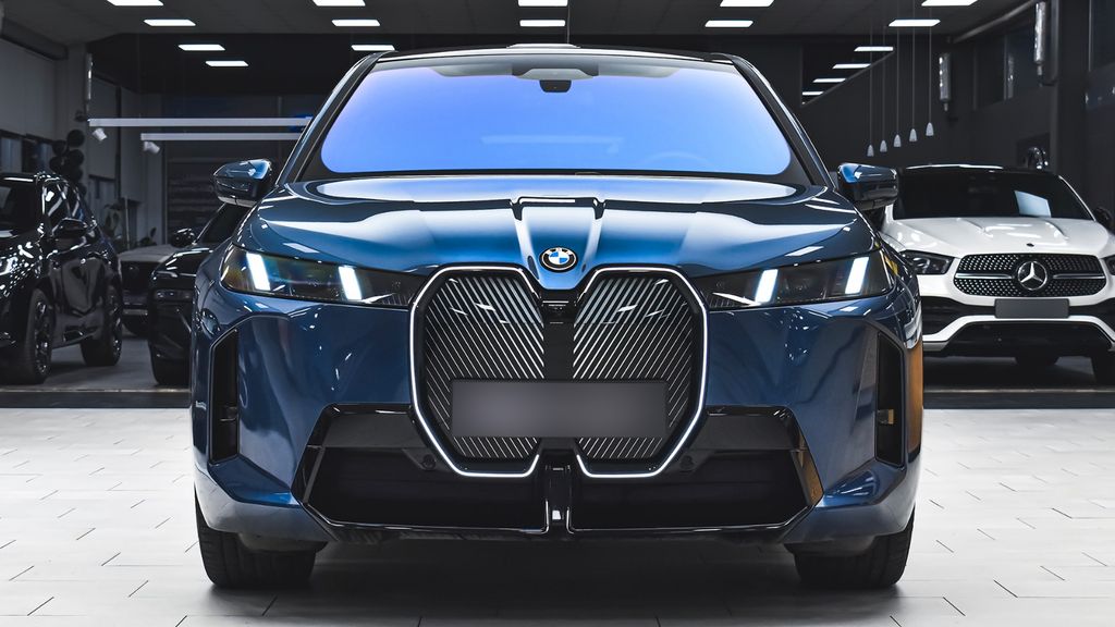 BMW iX 9.145 km 99.990 &euro; Feldkirchen bei München 85622