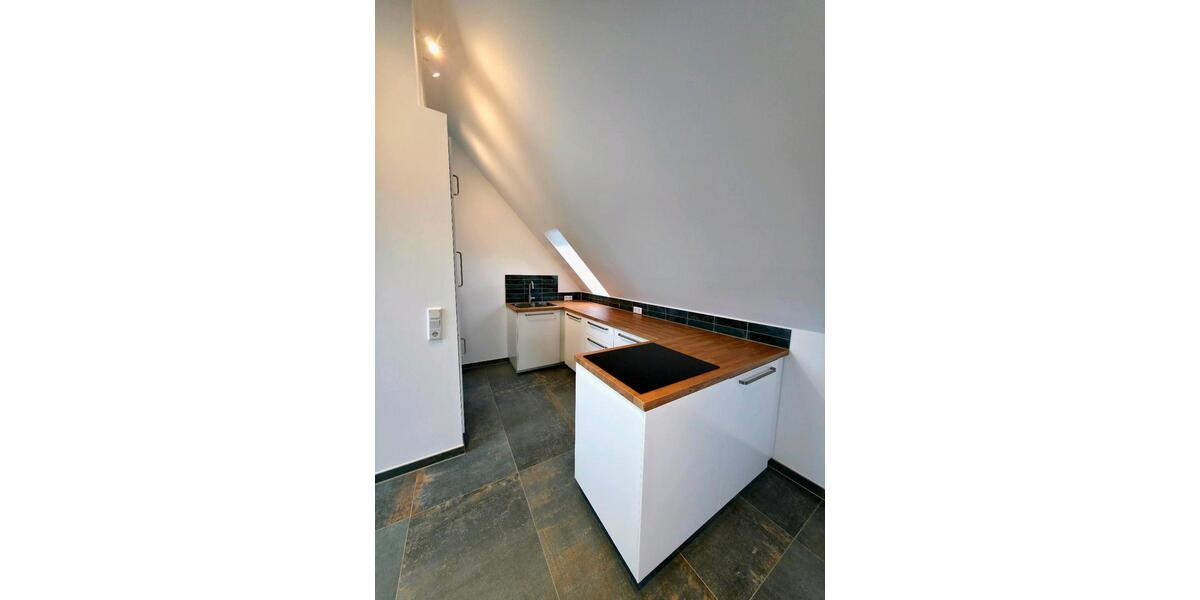 Hochwertige Dachgeschosswohnung in Kaarst Erstbezug 1 zimmer