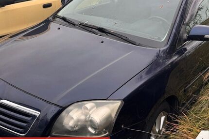 Toyota Avensis 286.255 km 3.490 € Rostock-Warnemünde 18119