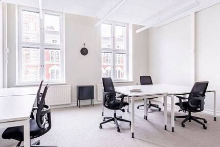 Voll ausgestatteter privater Büroraum für Sie und Ihr Team in Regus Puschkinplatz zimmer