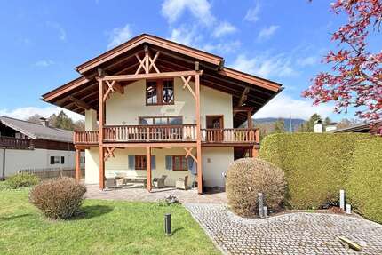 Haus Grainau - 10 Zimmer, 275 m&sup2;, 1.660.000&euro; | Angebot:26641859