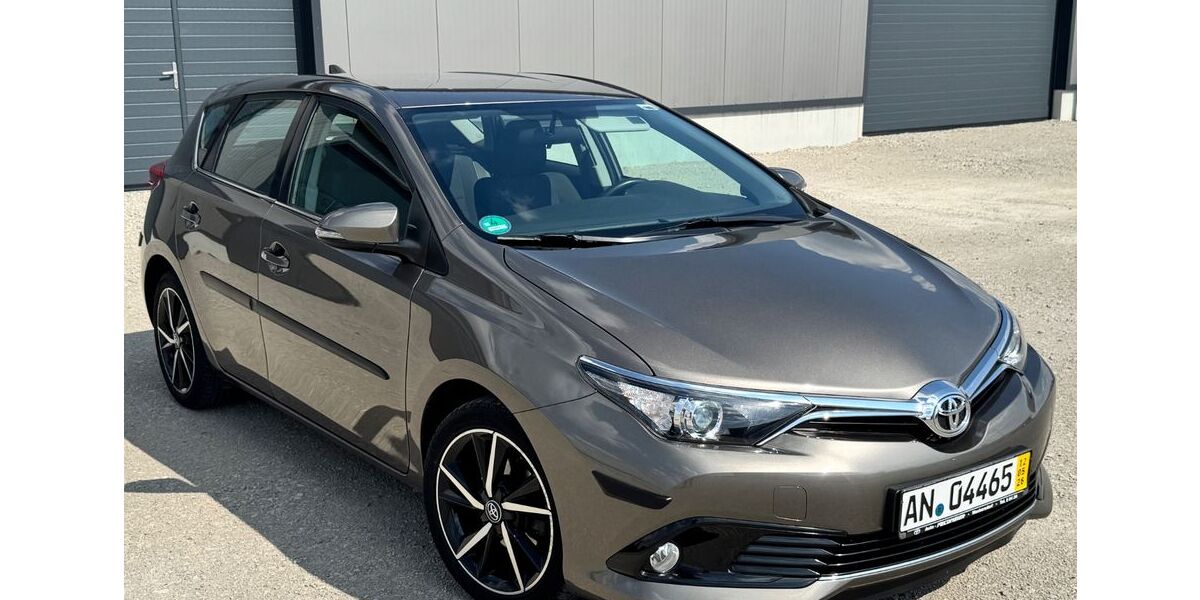 Toyota Auris 150.577 km 8.790 &euro; Heilsbronn 91560