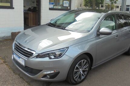 Peugeot 308 117.000 km 6.950 &euro; Dillingen/Saar 66763